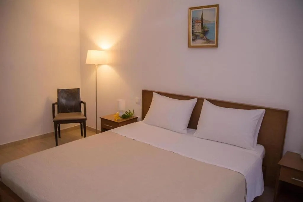 Apartment Star Paradise Studios Neos Marmaras